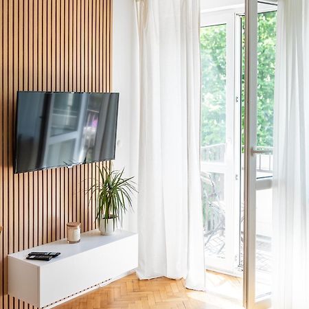 Rentplanet - Apartamenty Przy Palacu Kultury I Nauki Warszawa Exteriör bild
